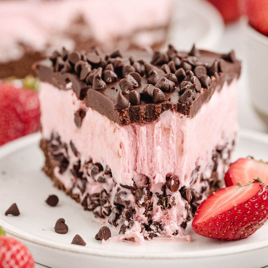delicious ice cream cake